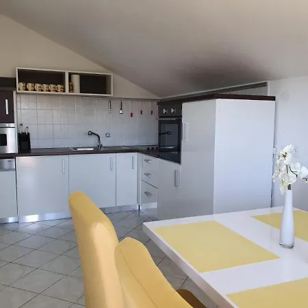 Apartment Laura
