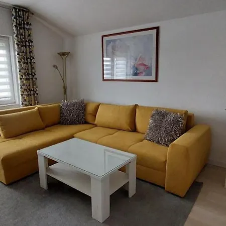 Apartment Laura